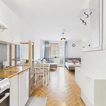 Apartment Superapart Plac Dabrowskiego 12 - Blisko Pkin I Metra Warsaw